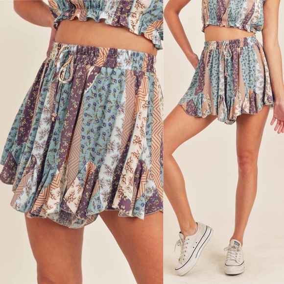 Pants - Do Not Disturb Paisley Print Shorts
